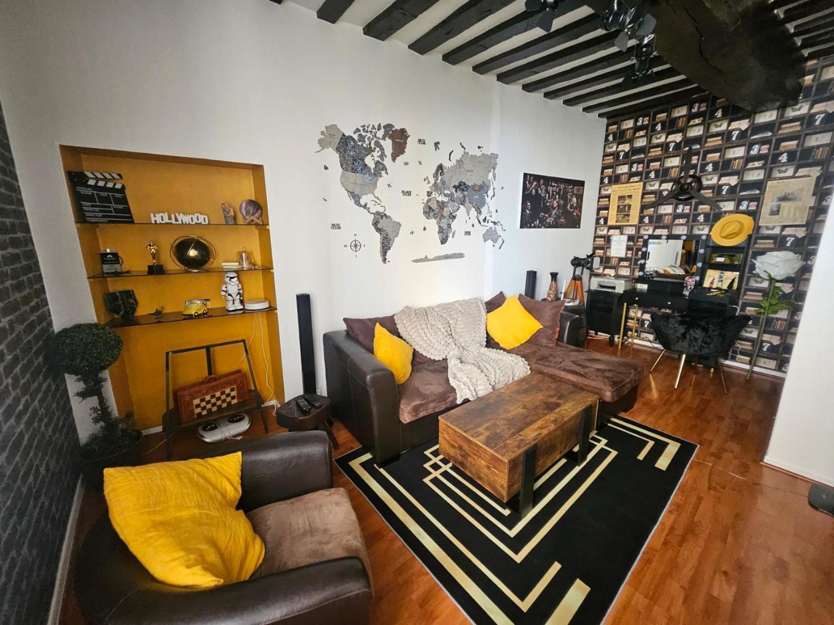 "Studio Cinema" Auxerre Buitenkant foto